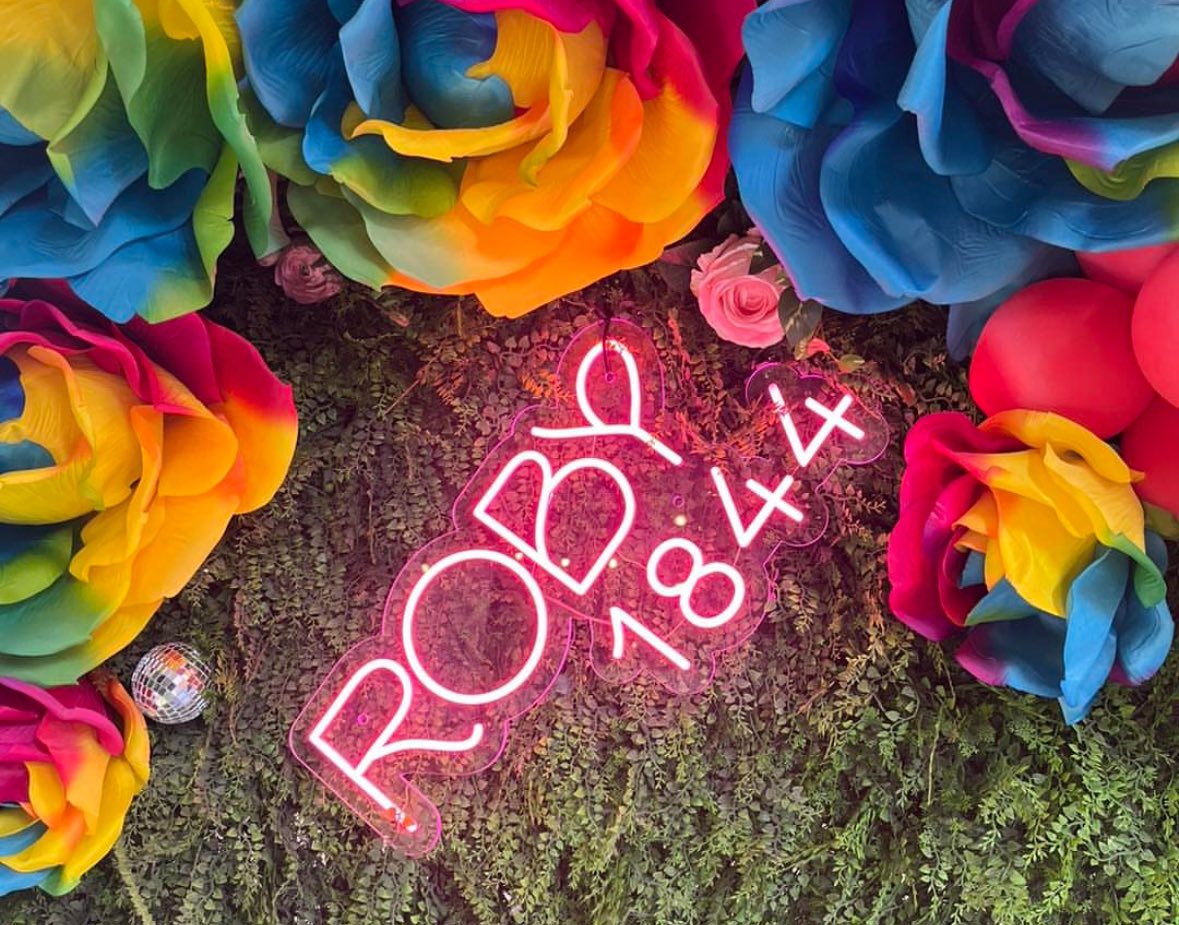 roby1844's tweet photo. HAPPY PRIDE, MANCHESTER! ���️‍🌈🏳️‍🌈

Celebrating until Mon 26th August, join us at Roby and try our exclusive Pride cocktail featuring gin, raspberry and lemon. 🍋 

With our two-floor terrace, we’ll also be celebrating with a live DJ set TODAY until 7pm, see you soon! 🍾🍾

#mcrpride https://t.co/YzYTxlNq6t