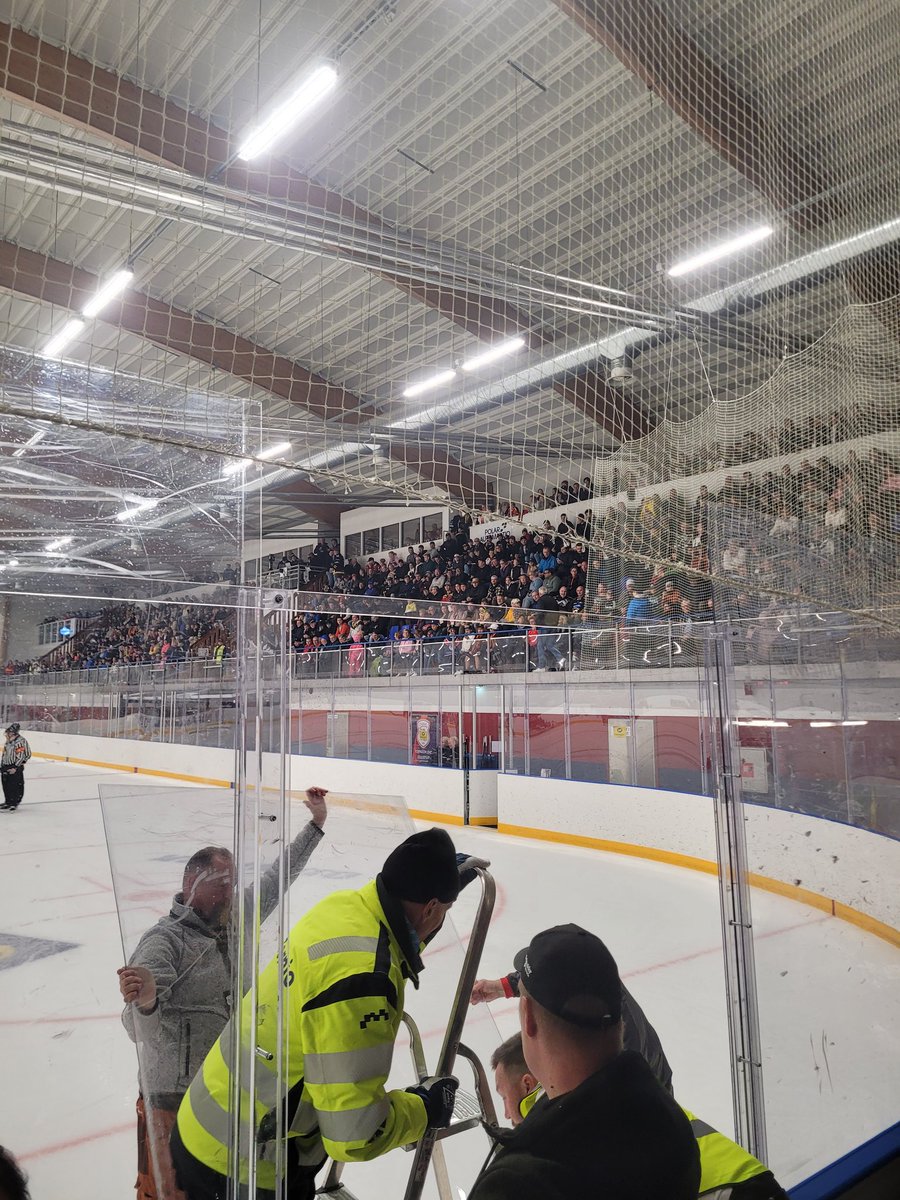 Liian kevyt halli Rueschhoffille #kärpät