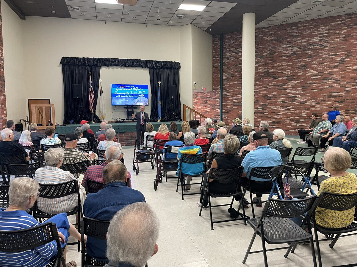 jameslankford's tweet photo. I had the chance to speak with the Tahlequah community and hear their concerns about how the Biden administration is making life hard for everyday Americans. There is hope for the future. #VoteInNovember https://t.co/rlTcU6eeOX
