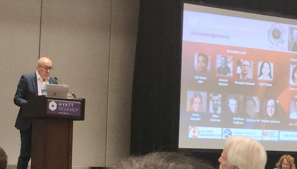 mayechat227's tweet photo. The Drosatos lab at the @ISHR_NAS. Sobuj Mia presenting our findings on the role of FGF21 in cardiac hypertrophy and @kdrosato presenting data on the role of GLUT1 in diabetic cardiomyopathy.
#drosatoslab https://t.co/aByjf0X4ts