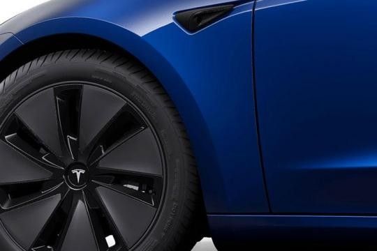 CarLeaseCompare's tweet photo. Tesla Model 3 Saloon Auto RWD
Business lease Β£611.00 per month based on 3 years, 10,000 per year and 1 month down
The idea company car for Business Contract Hire.
https://t.co/FppTSSjSpS
#contracthire #leasing #businesscontracthire #Tesla #ElectricCars #Carleasecomparison https://t.co/lMoeo2M2Rz