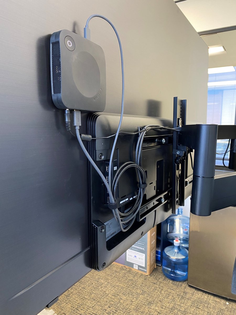 vvocomm's tweet image. 🚀 Just wrapped up a Pasadena install! We boosted the client&apos;s video conferencing with the Barco ClickShare system and a sleek TV mount setup.

Learn more: hubs.la/Q02LKcsz0

#TechInstallations #VivoTechnologies
