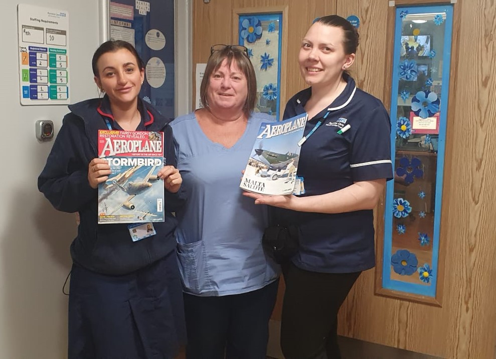 PennineCareNHS's tweet photo. Cedars ward in Oldham were happy to receive a large donation of some classic 'Aeroplane' magazines.

Older and classic items, such as this, can help bring about some comfort and nostalgia for people with dementia. Patients have been reading and enjoying them, which is brilliant! https://t.co/z3LZDnq0Ym