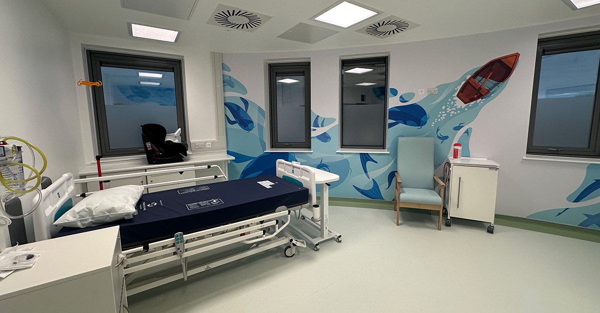 BartonKnightCo's tweet image. During the groundworks for a new Paediatric Oncology ward for Kingston Hospital, asbestos was found in the soil. 

We kept to the tight schedule required by using a larger team to run several works at once: bartonknightcontracting.co.uk/case_studies/1…

#commercialelectrician #NHSprojects