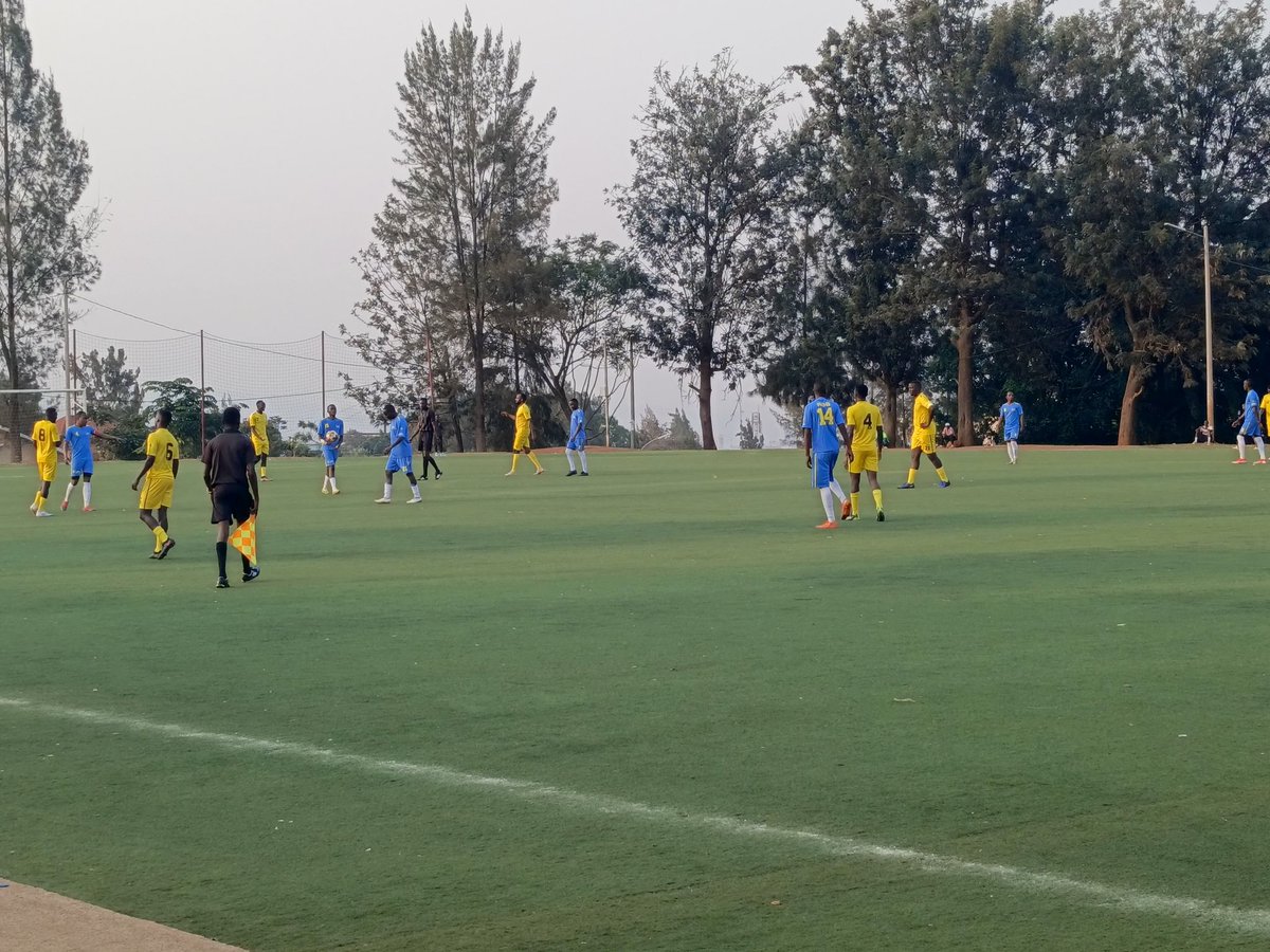 NyilijaboMartin's tweet image. Match irangiye #NISR 6-0 #RDB
Ninde uzahagarika ababarurishamibare @statisticsRW ?

@tiwamungu 
@KaberaLuc namwe muze mumbwire