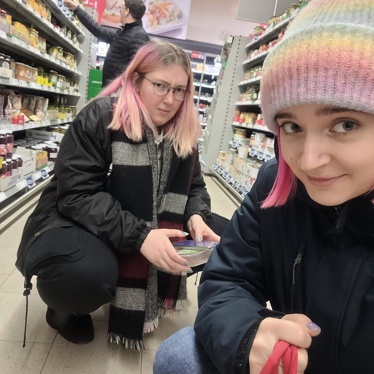 16!!!!! Jahre!!! Ily meine kleine gossip Maus  <a href="/tabsibaerchen/">Tabea💫</a> 💛👑