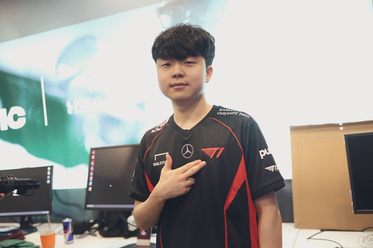 sayfposting tweet media