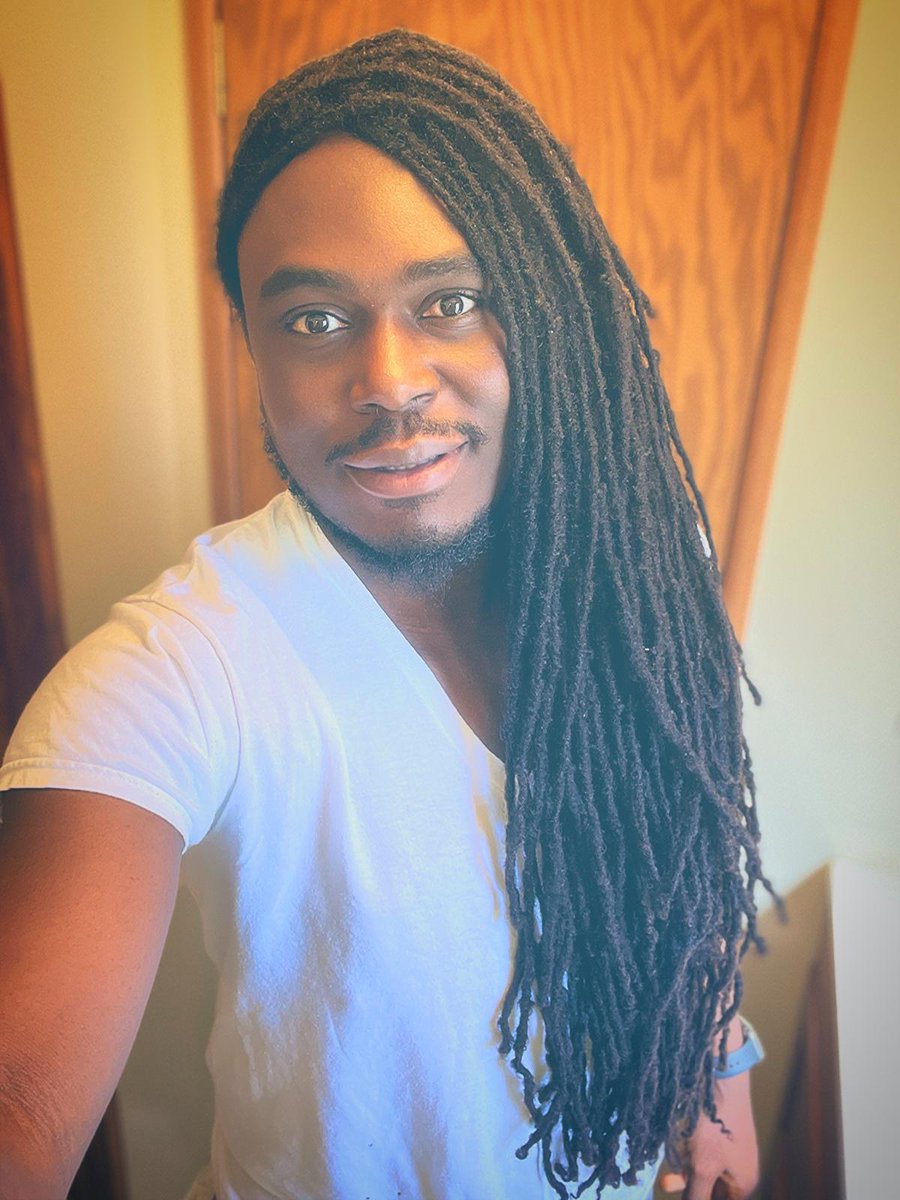 pmsgregstar's tweet photo. Be smart and change all the time like the time.
#Selfie

📷Photography it's my passion 

#Haitian  #SafireDizay #SocialNetwork #GregorySeriphin #Seriphin #BlackBoy #BlackMan #DreadLocks #Locks #Dread Herm https://t.co/5vDrppvFCB