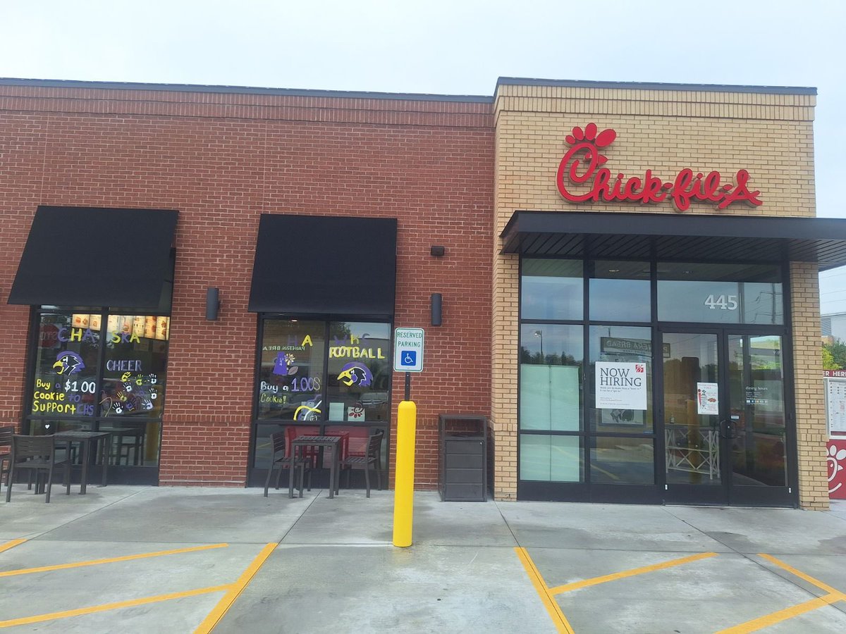 mlwedel77's tweet photo. Get out and support the Chaska Hawks Football team by buying a cookie at Chick-fil-A, today through Aug 28th. For every cookie the team gets $1 💜🏈 https://t.co/37kVzfQfoS