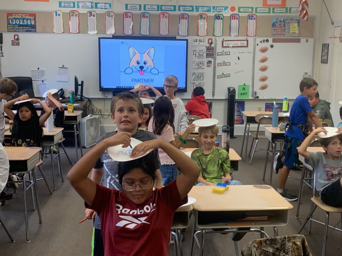 CityDover's tweet photo. 🍽️ Mr. Statler's class at Dover Ave kicked off the school year with an exciting activity inspired by Thomas Murray! The students had a blast with the Paper Plate Activity and set the tone for an amazing year ahead. #WeAreDover https://t.co/gFdZOw0h33