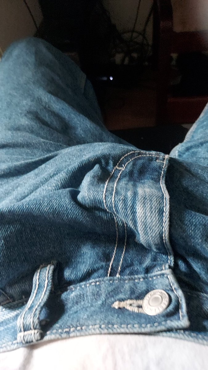 a_Random_guy61's tweet image. Sry but im horny