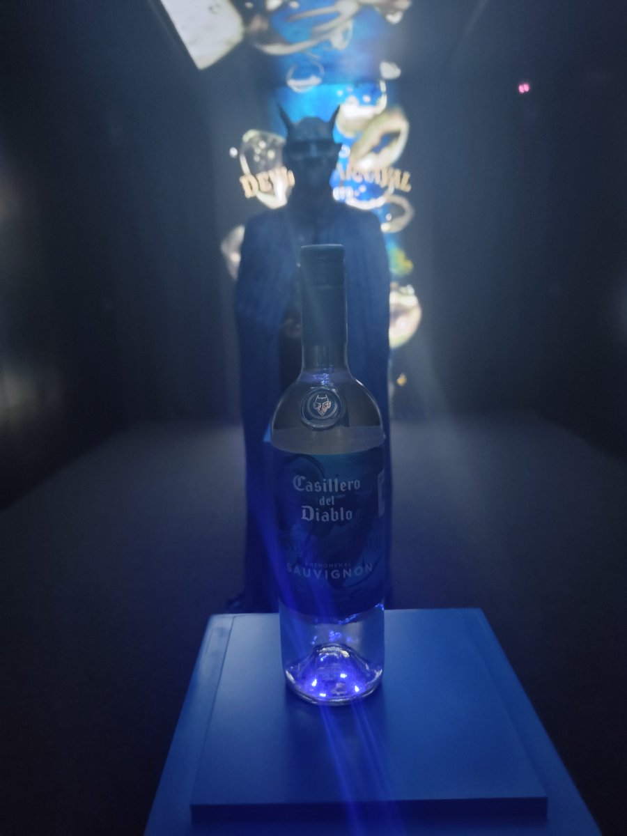 ItmagazineMex's tweet image. La marca de vinos @Casillero_diablo tuvo su nuevo lanzamiento con una temática de DEVIL'S CARNAVAL

Por cuarto años consecutivos Casillero del Diablo ha sido destacada por la prestigiosa consultora inglesa Wine Intelligence como la 2da mejor del mundo.

#DEVILSCARNAVAL