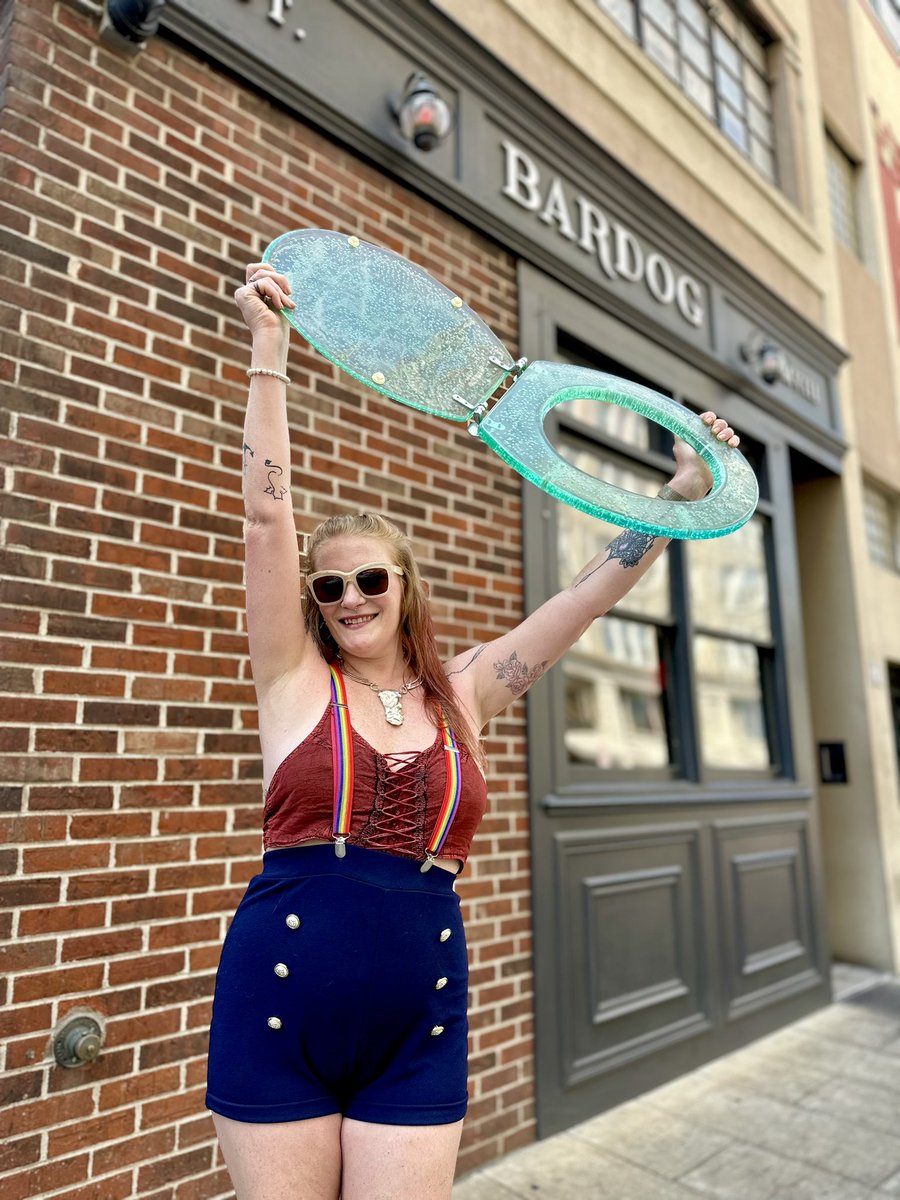 Bittersweet news 🗞️🥹 our rockstar @myeow is taking her talents from the Ⓜ️ to Sin City next week - help us send her off in style during her FINAL shift this Saturday, Aug. 24 at 5 PM! 💕