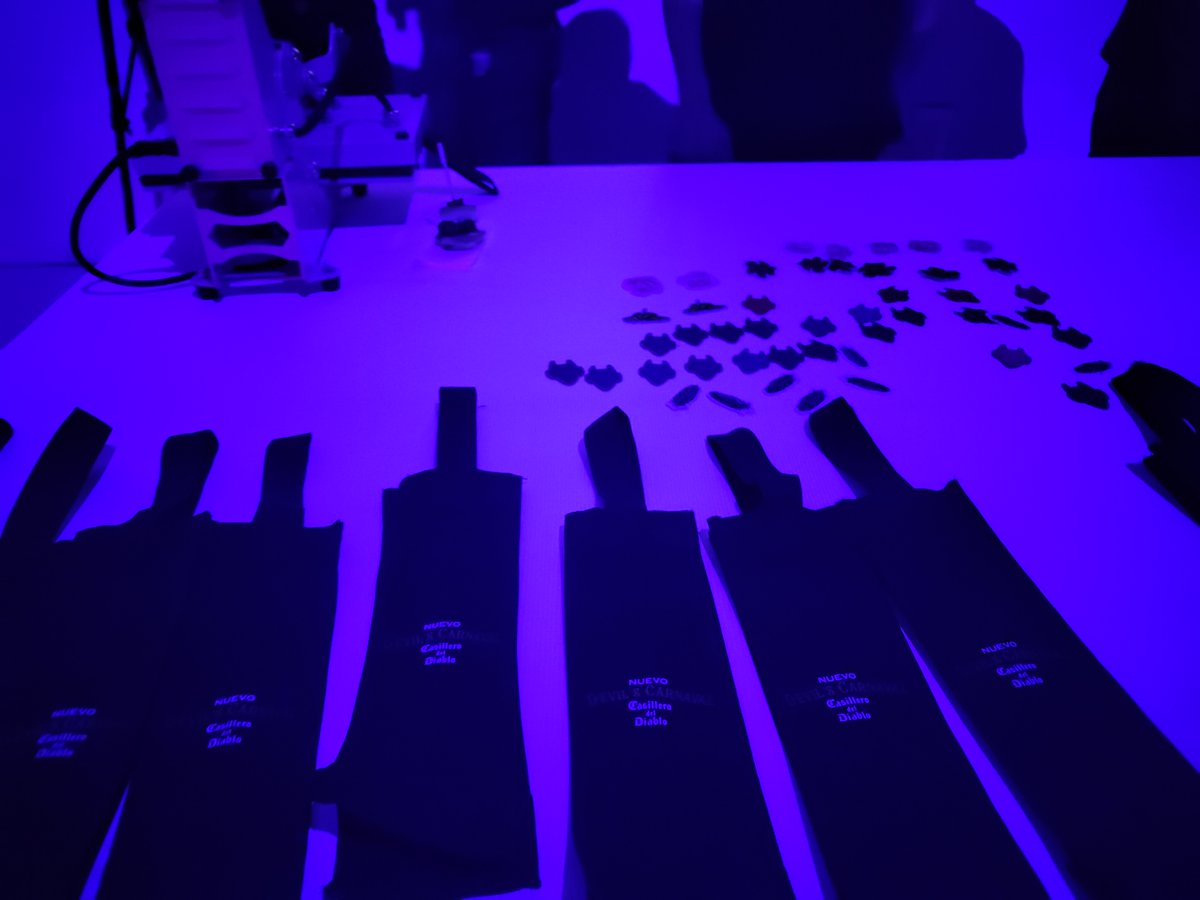 ItmagazineMex's tweet image. La marca de vinos @Casillero_diablo tuvo su nuevo lanzamiento con una temática de DEVIL'S CARNAVAL

Por cuarto años consecutivos Casillero del Diablo ha sido destacada por la prestigiosa consultora inglesa Wine Intelligence como la 2da mejor del mundo.  

#DEVILSCARNAVAL