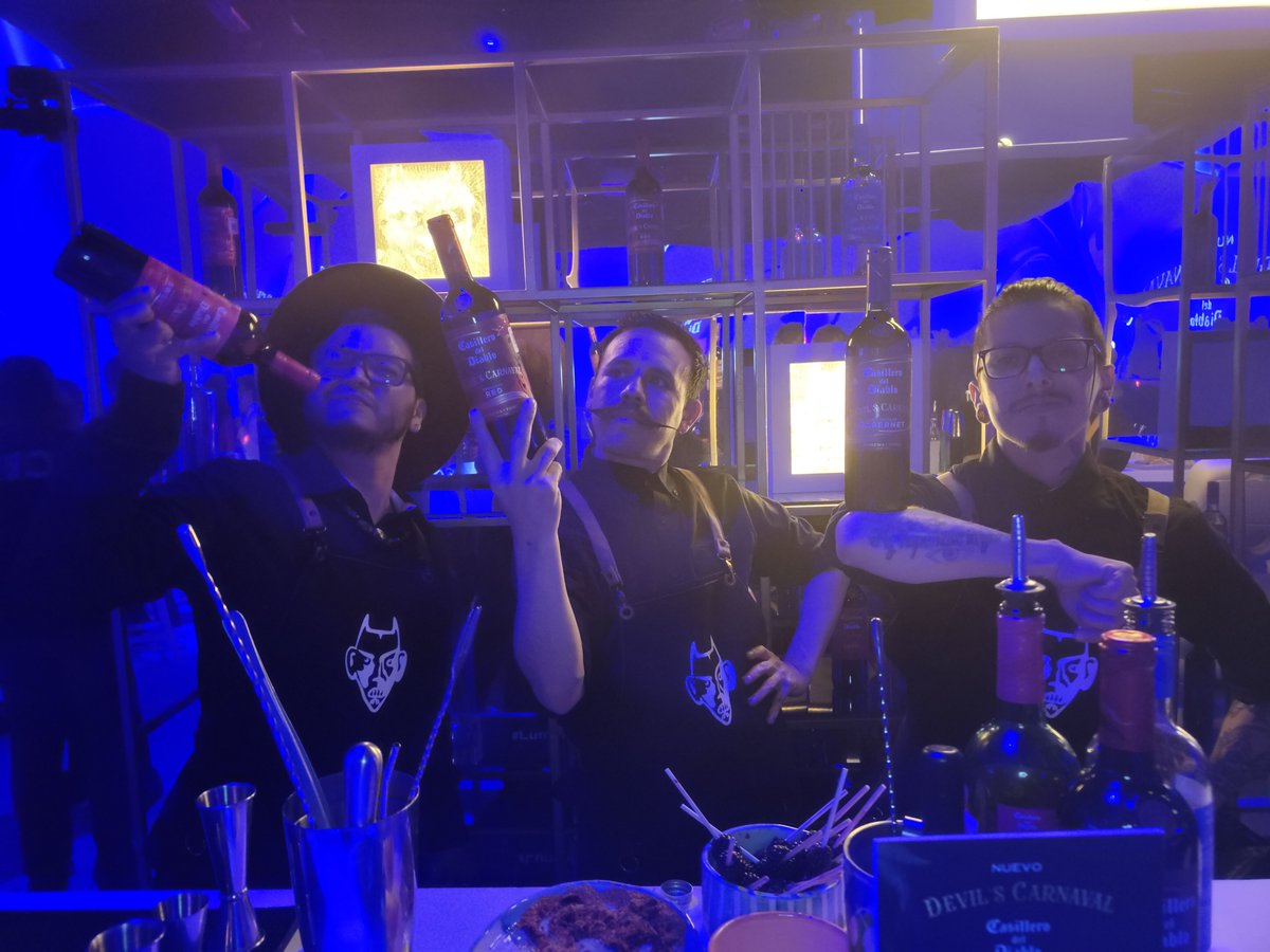 ItmagazineMex's tweet image. La marca de vinos @Casillero_diablo tuvo su nuevo lanzamiento con una temática de DEVIL'S CARNAVAL

Por cuarto años consecutivos Casillero del Diablo ha sido destacada por la prestigiosa consultora inglesa Wine Intelligence como la 2da mejor del mundo.

#DEVILSCARNAVAL