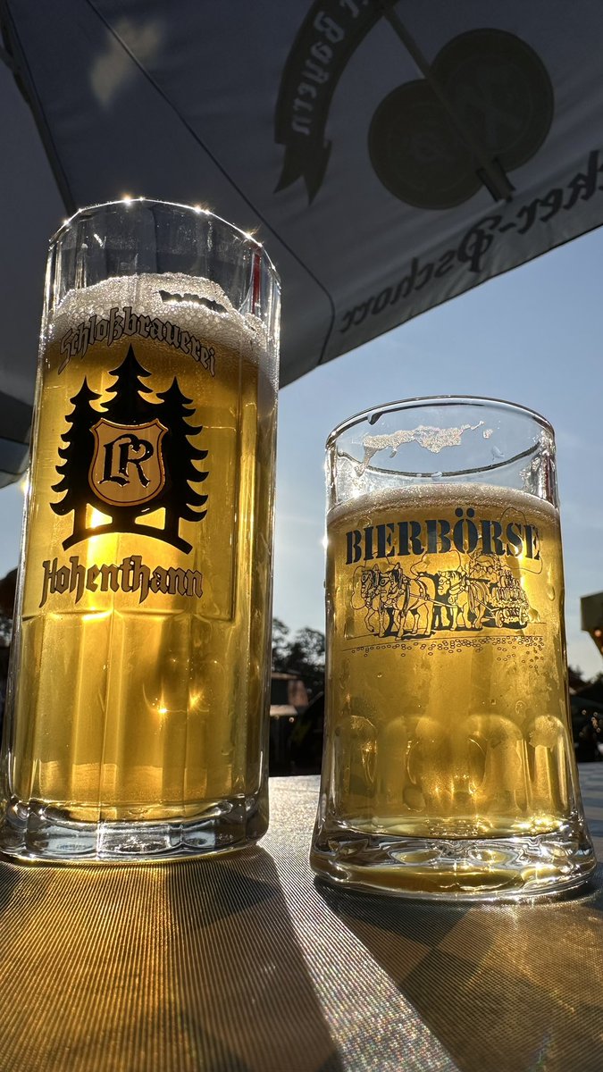 Dann wollen wir auch mal wieder in die #trinkbar, wenn ich noch rein darf😬 Cheers meine Lieben🍻