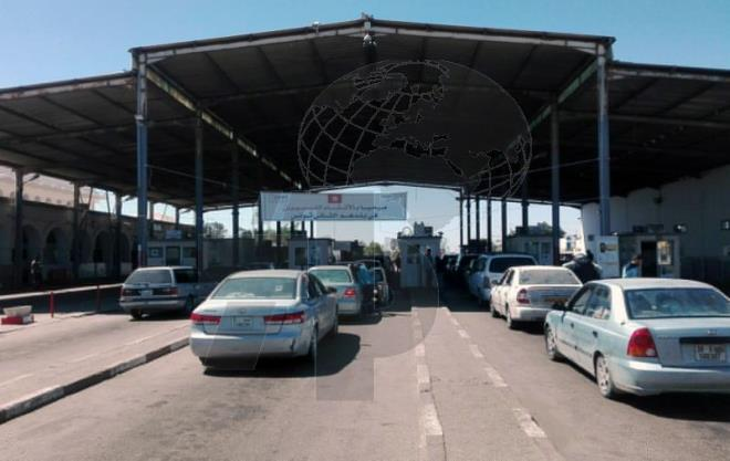TapNewsAgency's tweet photo. #Tunisia: The #RasJedir border crossing in #BenGuerdane has been operating in one direction since Friday, limited to ensuring the return of Tunisians & Libyans to their respective countries, due to roadblocks in #AbuKammash, #Libya preventing travellers from crossing. #TAP_En https://t.co/PeccdKUwOm