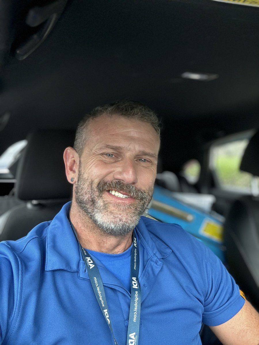 _thatguyfromTX_'s tweet photo. Happy Friday y’all https://t.co/oAiP5zzlSS