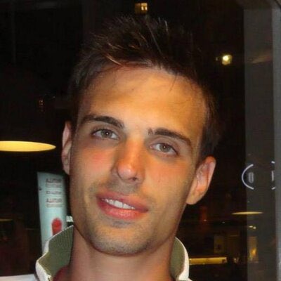 tomascarballido's tweet photo. #NuevaFotoDePerfil https://t.co/yKibpiMlx8