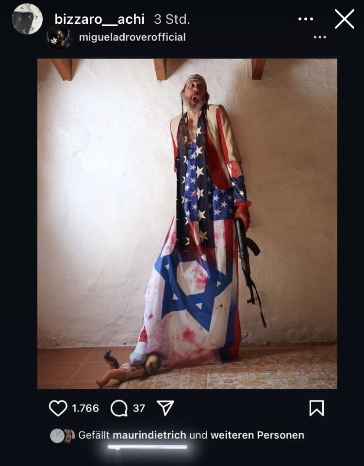 th_so2's tweet photo. Maurin Dietrich, die Direktorin des Münchner Kunstvereins, markiert eine antisemitische Darstellung übelster Sorte mit einem Herzsymbol und zeigt damit an, dass ihr das gefällt. Es läuft im hiesigen Kunst- und Kulturbetrieb. 

#Antisemitismus https://t.co/EDM0RYTpCo