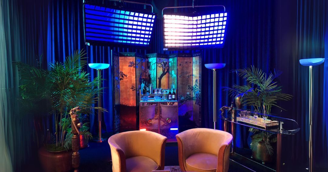 CineoLighting's tweet image. Creating glamorous mood lighting with multiple #Cineo #LB800 fixtures! ✨ 

#litbycineo #setlighting #lightingdesign #softlight #ledlighting #FBF