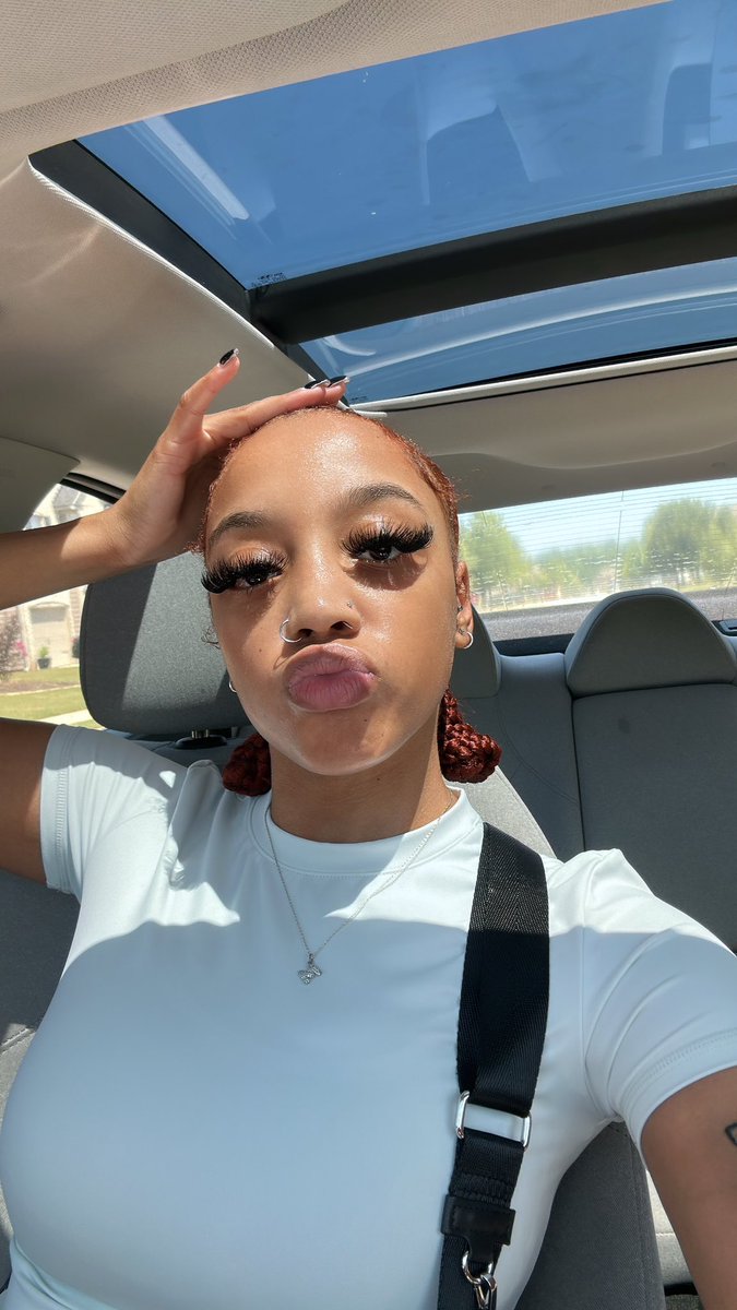 mkcelste's tweet image. very cutesy, very demure thank ya ! 🎀