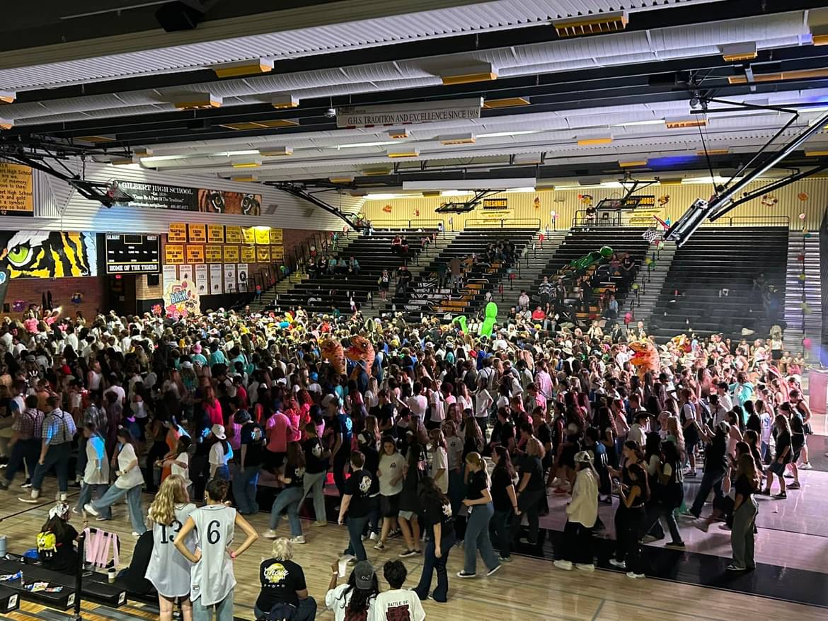GPS_District's tweet image. Congratulations to Gilbert High Stuco for doing an incredible job hosting the 24-25 AASC Fall Spirit Conference! You created a truly impactful experience for student councils from across Arizona! 

#GPSFamily #connectcreatecare #gilbertpublicschools #gotigers
