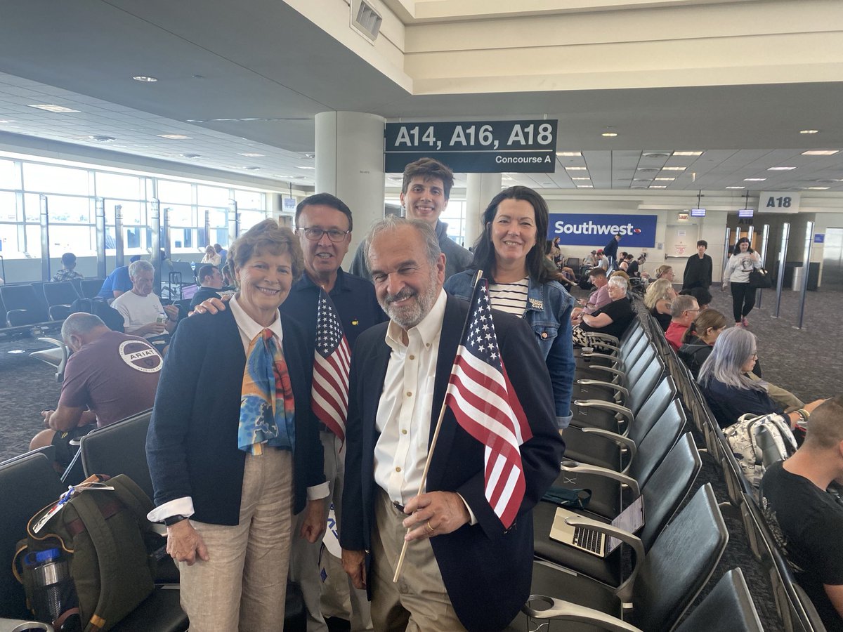 NH delegates are heading home. Chicago was a great host for an amazing convention for a phenomenal ticket Harris-Walz 2024. See you on the campaign. #nhpolitics ⁦@KamalaforNH⁩