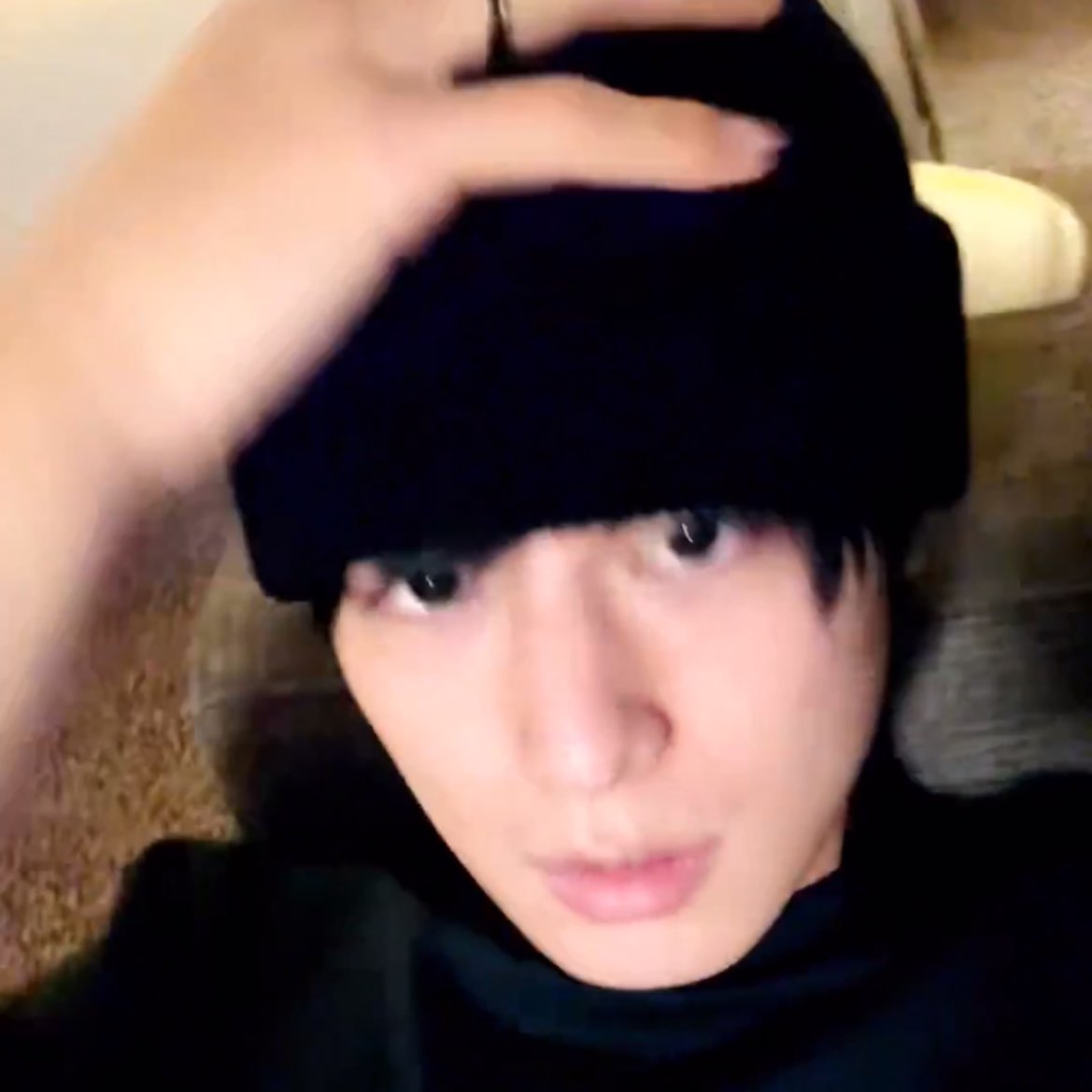 115kitten's tweet photo. 너무나도 그 시절 얼짱처럼 생겻슴.. https://t.co/fVP2IV7P2m