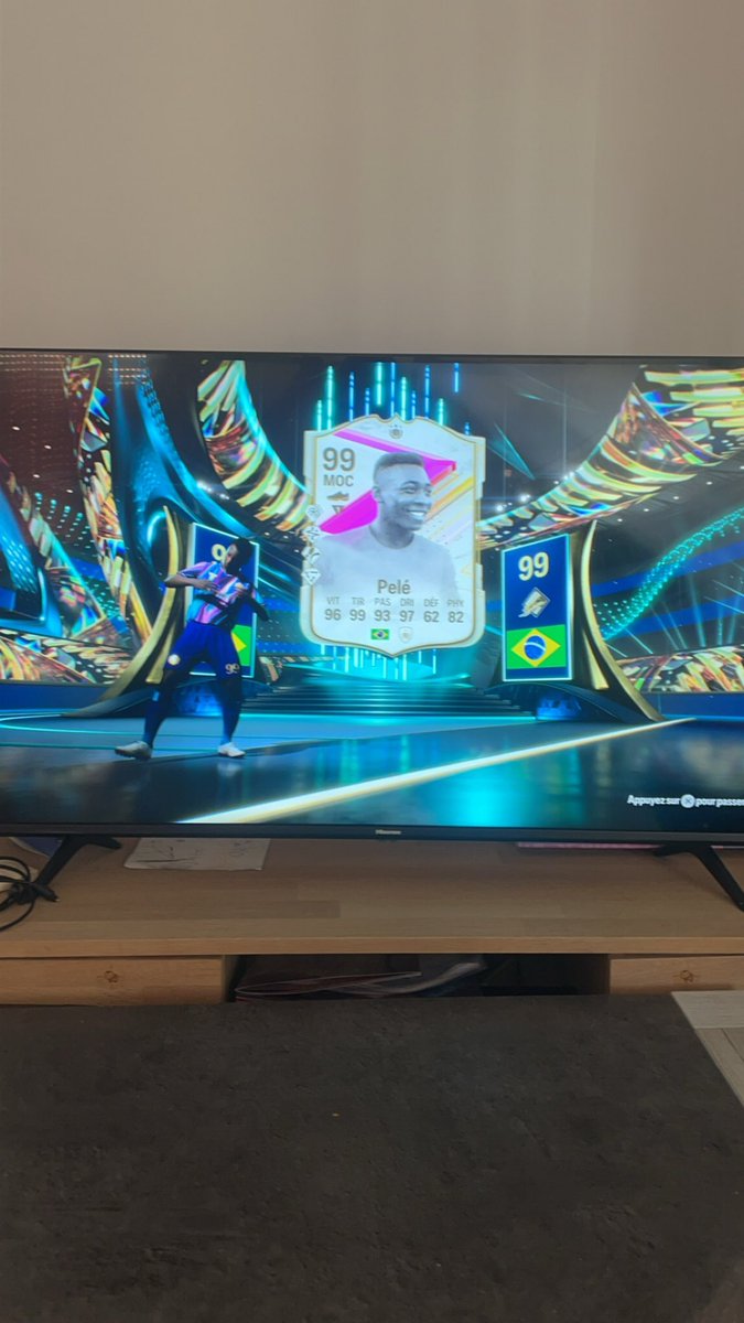 anthoV138321's tweet photo. @FansdeFUT Pack offert par ea https://t.co/hihuQGbktb