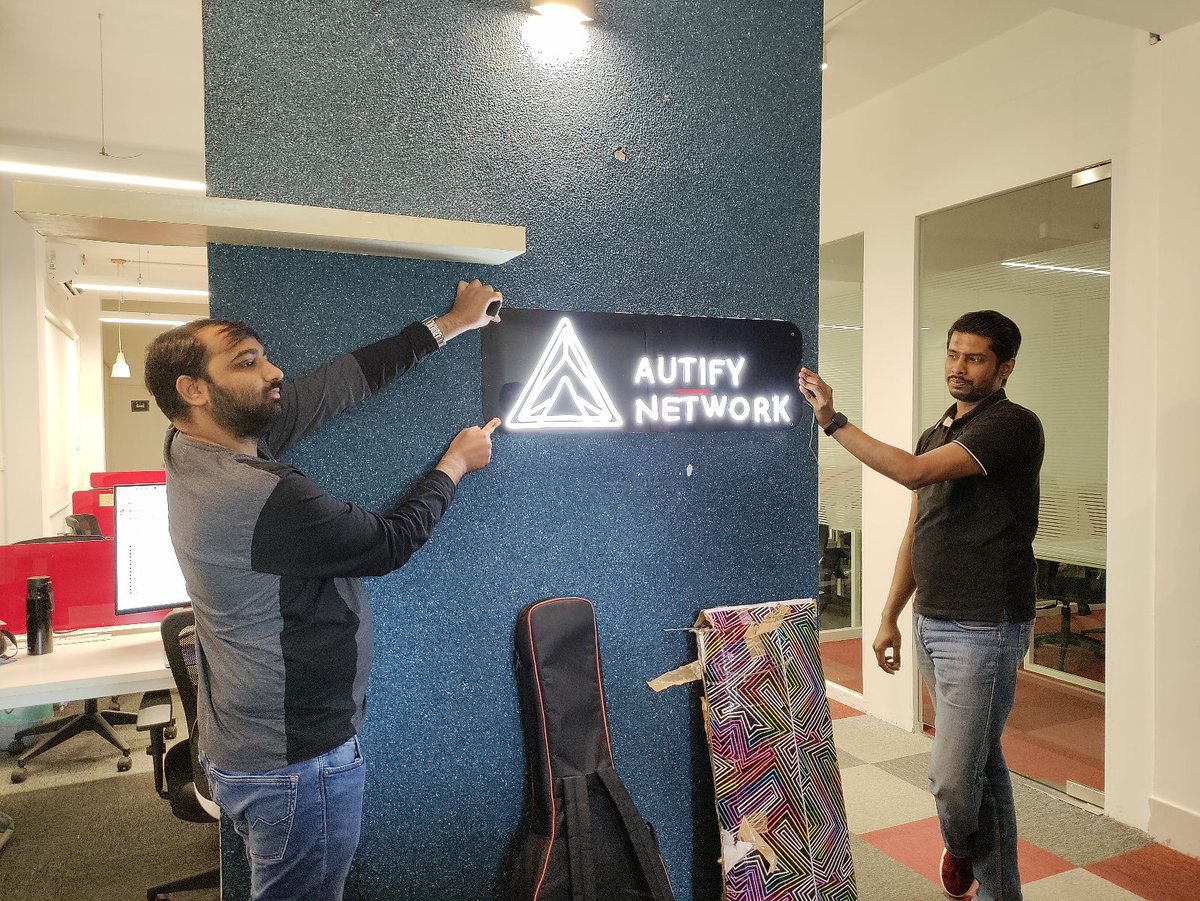 autifynetwork's tweet image. Our Neon Sign is in place, and we’re glowing! ✨ 

Now you can see our big ideas from space! 🛰️ 

#AutifyNetworkHQ
