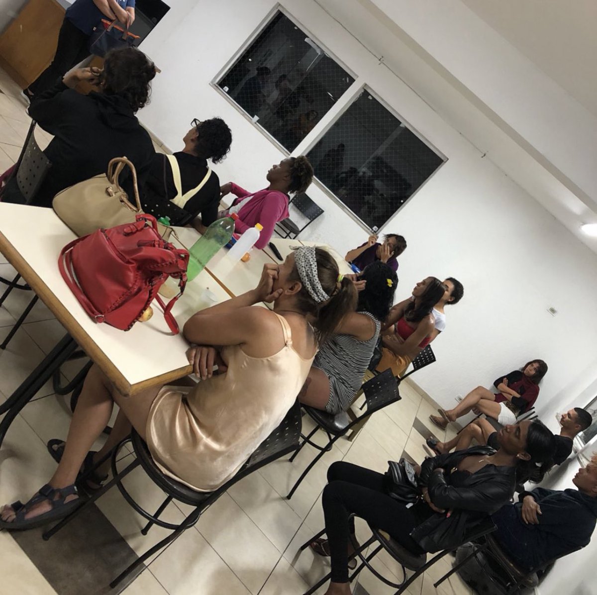 diário de umA travesti tweet media
