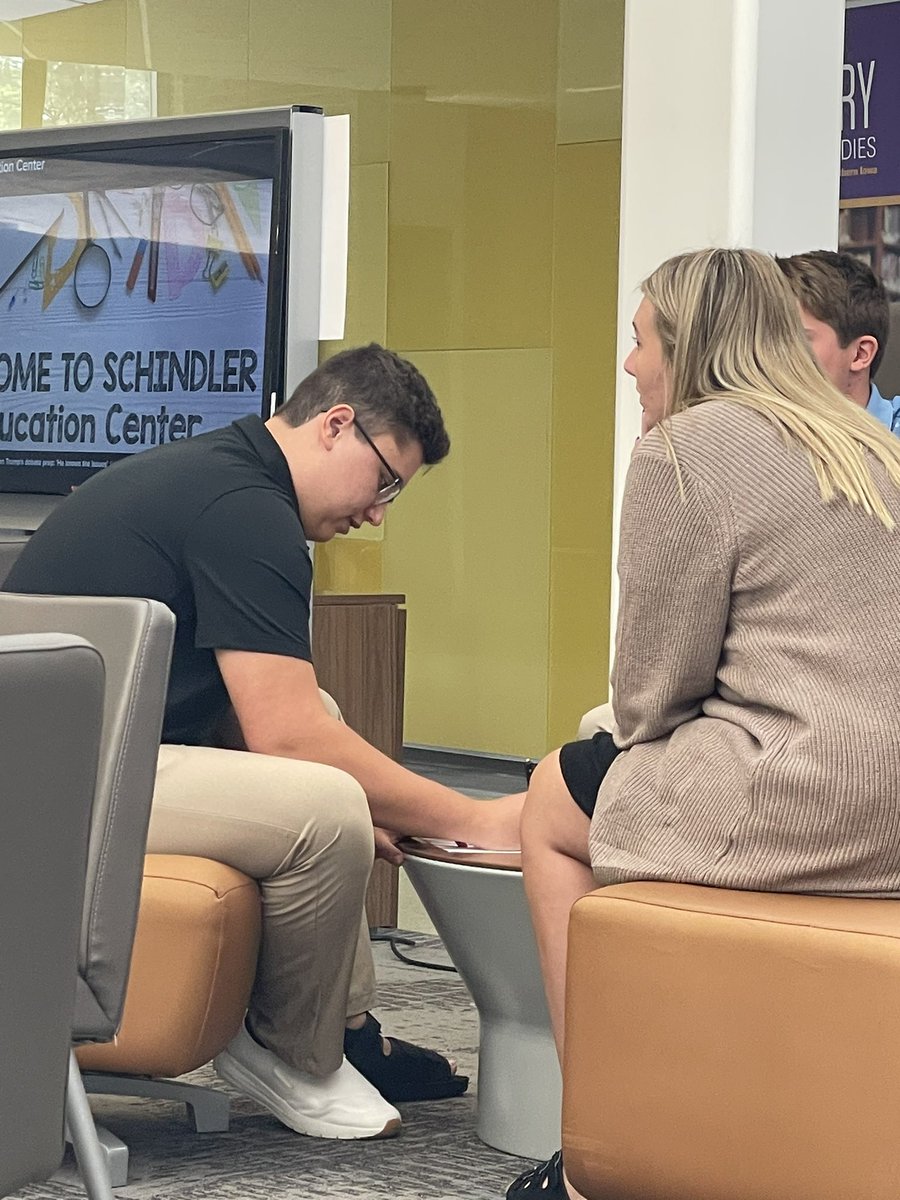 CF_CAPSEdu's tweet image. Morning strand is Getting after it already in CAPS Education! Taking advantage of the beautiful spaces at @northern_iowa @coe_uni to get to know our teams! First day ✅ Let’s go! 🚀 #professionbasedlearning #firstdayofschool #teambuilding