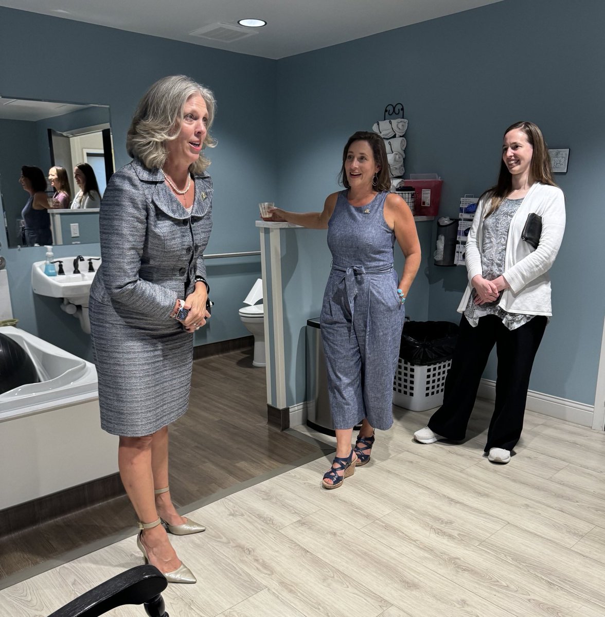 KYSenateGOP's tweet photo. Sen. @FunkeShelley Frommeyer, R-Alexandria, and other Kentucky legislative leaders toured the Tree of Life Family Birthing Center in Jeffersonville, Indiana. They were exploring the unique capabilities and challenges birthing centers face in Indiana so that Kentucky might work toward a similar solution to the current maternal health crisis.

“We are experiencing a maternal health crisis like never before in Kentucky and want to explore how a neighboring state is successfully bringing this needed capability to mothers in the commonwealth,” said Funke Frommeyer.

Kentucky last had freestanding birth centers in operation in the 1980s. Nearly 60 percent of the annual births at Tree of Life are Kentucky families who traveled there from across state lines, some from as far as two hours away.

“We are building on the momentum of the 2024 legislative session, which experienced bipartisan support for a birthing center framework to be built in Kentucky,” Frommeyer said.

Frommeyer and Rep. @jmnemes, R-Middletown, filed companion bills in both chambers during the 2024 legislative session. Nemes’ bill was House Bill 199 and dubbed the Mary Carol Akers Birth Centers Act. Frommeyer filed the Senate version in Senate Bill 103. Both legislators intend to file similar, companion bills in 2025.

According to the American Association of Birth Centers, a birth center is a health care facility for childbirth where care is provided in the midwifery and wellness model. The birth center is freestanding and not part of an existing hospital.

Birth centers are an integrated part of the health care system and are guided by principles of prevention, sensitivity, safety, appropriate medical intervention, and cost-effectiveness. While midwifery and the support of physiologic birth and newborn transition may occur in other settings, this is the exclusive model of care in a birth center.

Other lawmakers who joined Frommeyer and Nemes included Sen. Julie Raque Adams, R-Louisville; Sen. @tichenor4ky, R-Smithfield; Sen. Adrienne Southworth, R-Lawrenceburg; @SenatorSchickel, R-Union; and Rep. @RachelRoarx , D-Louisville.

The @KentuckyBirth , Kentucky Association of Nurse Practitioners & Nurse Midwives, @MetroUnitedWay, and Kentucky Voices for Health co-hosted the collaborative visit.