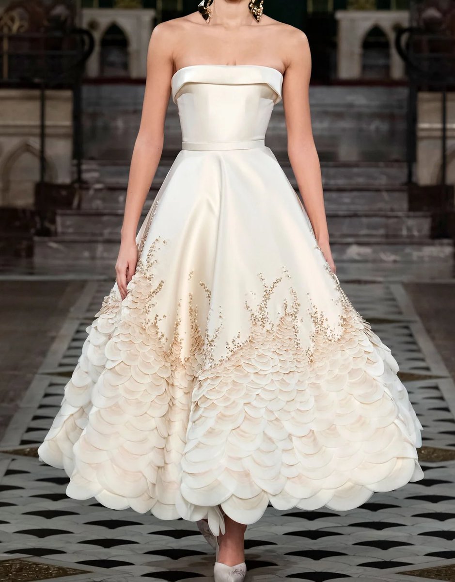 fashionspotterr's tweet photo. Saiid Kobeisy | Spring Summer 2022 https://t.co/ilq1UvqCv0