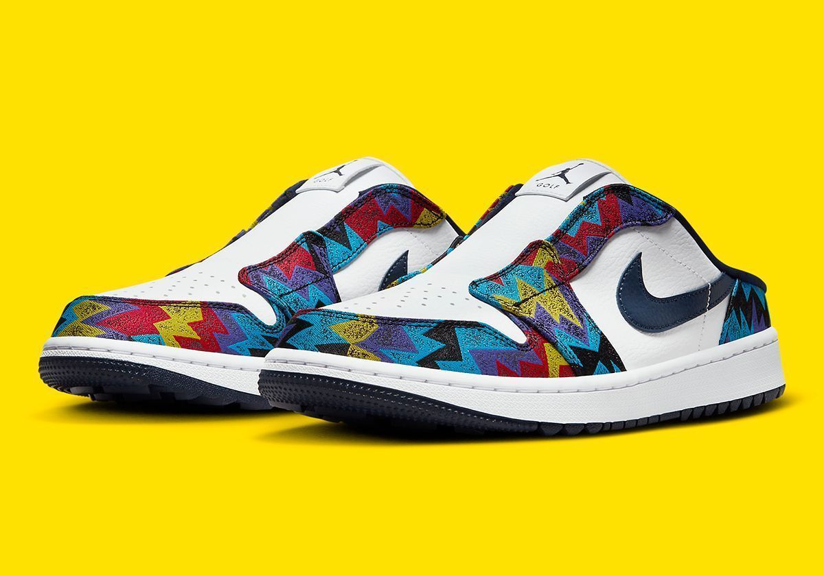 KicksFinder's tweet photo. Ad: RESTOCK via Nike US
Air Jordan Mule G "Nothing But Net"

>> https://t.co/m7GOrvM0bw https://t.co/Ew54V2ABlY