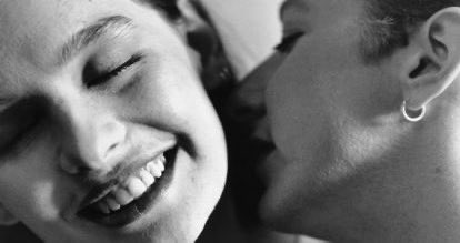 Movie Marker (@moviemarker) on Twitter photo 🌈😍 Today London's <a href="/fringefilmfest/">Fringe! Queer Film & Arts Fest</a> have dropped their first announcement for this year's edition
🌟 Underground Orange (14 Sep <a href="/riocinema/">Rio Cinema</a>)
🌟 Stress Positions (17 Sep <a href="/GenesisCinema/">Genesis Cinema</a>)
🌟 Go Fish *30th anniversary* (22 Sep <a href="/RichMixLondon/">Rich Mix</a>)
👀 Tickets on sale NEXT WEEK! 🌈😍 Today London's <a href="/fringefilmfest/">Fringe! Queer Film & Arts Fest</a> have dropped their first announcement for this year's edition
🌟 Underground Orange (14 Sep <a href="/riocinema/">Rio Cinema</a>)
🌟 Stress Positions (17 Sep <a href="/GenesisCinema/">Genesis Cinema</a>)
🌟 Go Fish *30th anniversary* (22 Sep <a href="/RichMixLondon/">Rich Mix</a>)
👀 Tickets on sale NEXT WEEK!