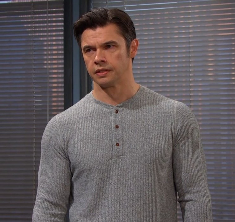 brianne1017's tweet photo. It is August, right? ๐ฅต #Days #nitpick https://t.co/F1oBCMHXUk