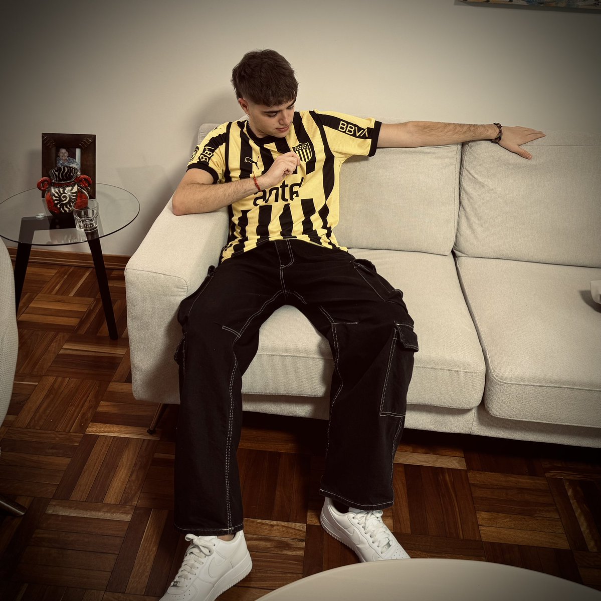 ᴠᴀʟᴇɴᴛɪɴᴏ tweet media