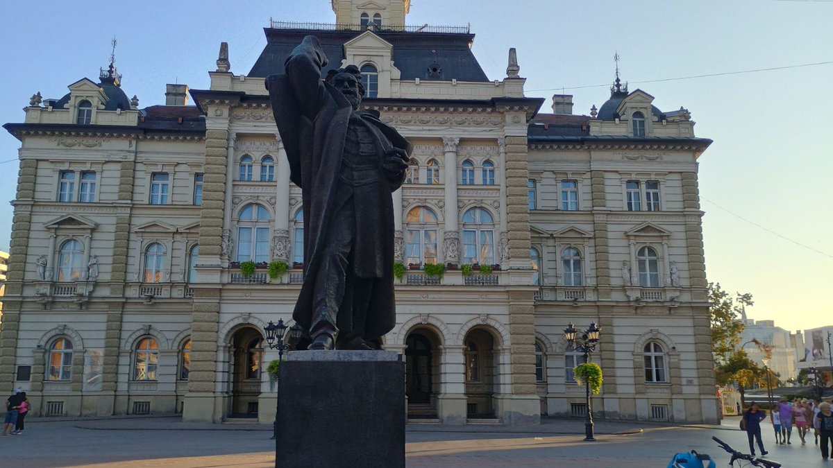 Бициклима пољским путем од Врбаса до Новог Сада! Мој син и другари.😍😍😍 На крају шаљу слику: