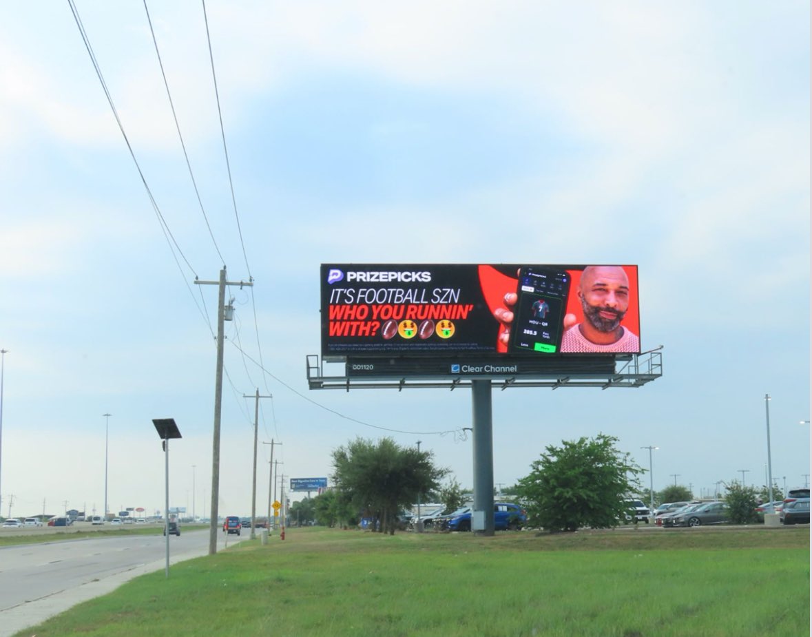 Ian_Schwartzman's tweet image. Do you think you’ll start seeing Joe more or less during football.