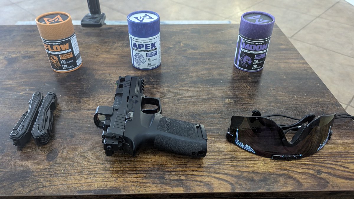 hotepfederales's tweet image. My EDC's come in 3's #MenofOrder