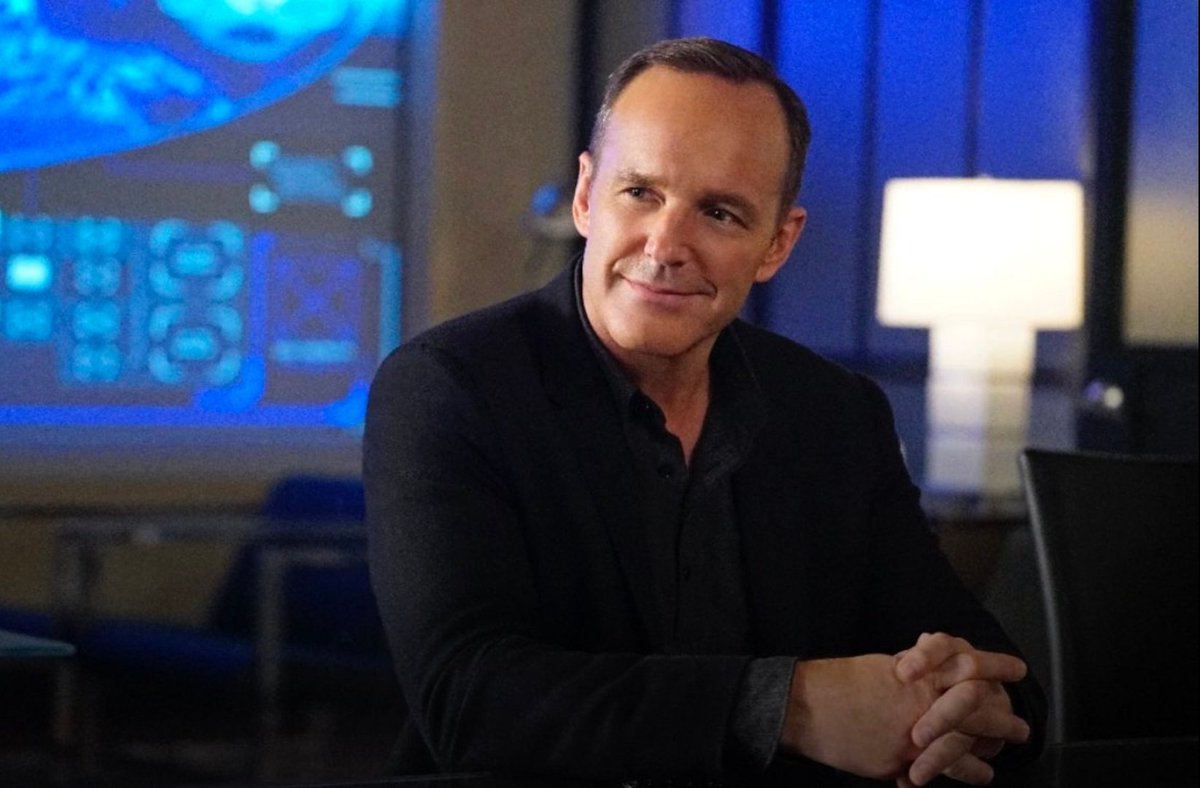 CallenAnna_Fan's tweet photo. @TBBT_Quotes There are so many I can't even count them all but the best of the best are:
Chris O'Donnell as Grisha 'G' Callen
Clark Gregg as Philipp J. Coulson
#BestActorEVER
#BestCharacterEVER ⬆️
Grant Gustin as The Flash/Barry Allen
Eric Winter as Tim Bradford
Katrina Law as Jessica Knight https://t.co/gPmPau6kNW