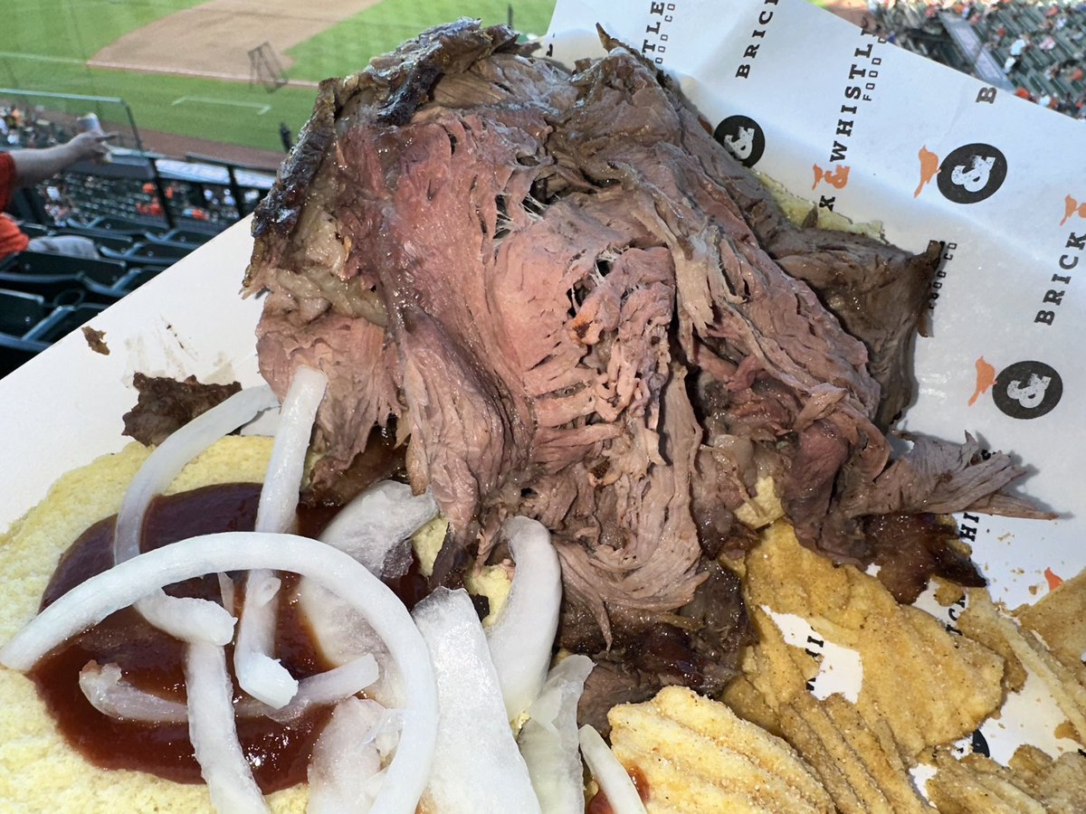 JohnCerilli's tweet photo. Back in #Baltimore at #OrioleParkatCamdenYards for the @Astros at the @Orioles! Tonight is #GunnarHenderson #bobblehead night. I’ve been indulging on #crabcake sandwiches and eggrolls from @JimmysSeafood and a pit beef sandwich from #BoogsBBQ. #CharmCity ⚾️ ⚫️ 🟠 🦀 https://t.co/9liYEcp9Z7