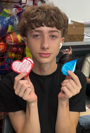 BCHSFCS1's tweet photo. FCS in Action! Social Emotional Learning- Students read the "Have You Filled A Bucket Book" and used their 4 Cs to create hearts "bucket fillers" and tears "bucket dippers" with explanations of behaviors and actions. #bchspride #bchsed #muhsd https://t.co/2Y9BApLsXl