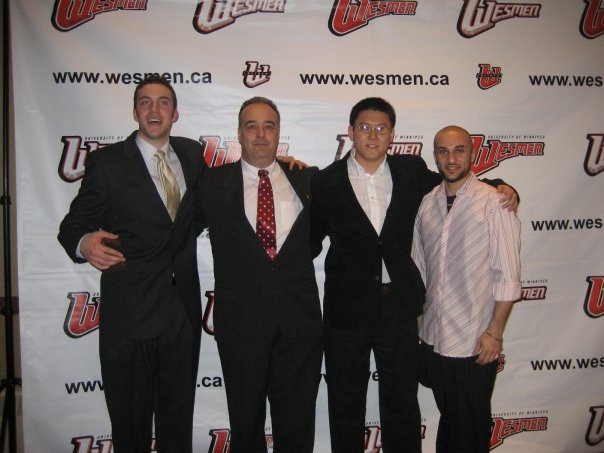 Fanli_Jia's tweet photo. His guidance on &amp; off the court helped me navigate a new country &amp; culture. I wouldn't be the person I am today without him. Congrats on your retirement, "Dad"! 🏀🇨🇦 @croodb @Wesmenathletics https://t.co/m8qph1RLWu