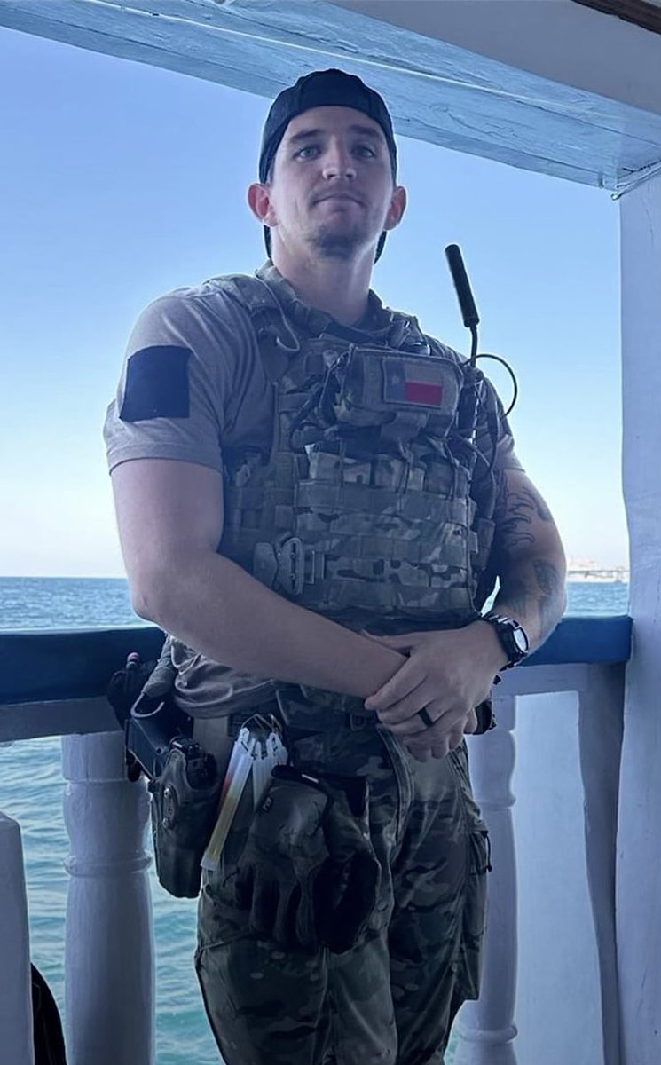 SPA001's tweet photo. U.S. Navy SEAL Gage Ingram (R.I.P） https://t.co/k1kEXZRm0Z