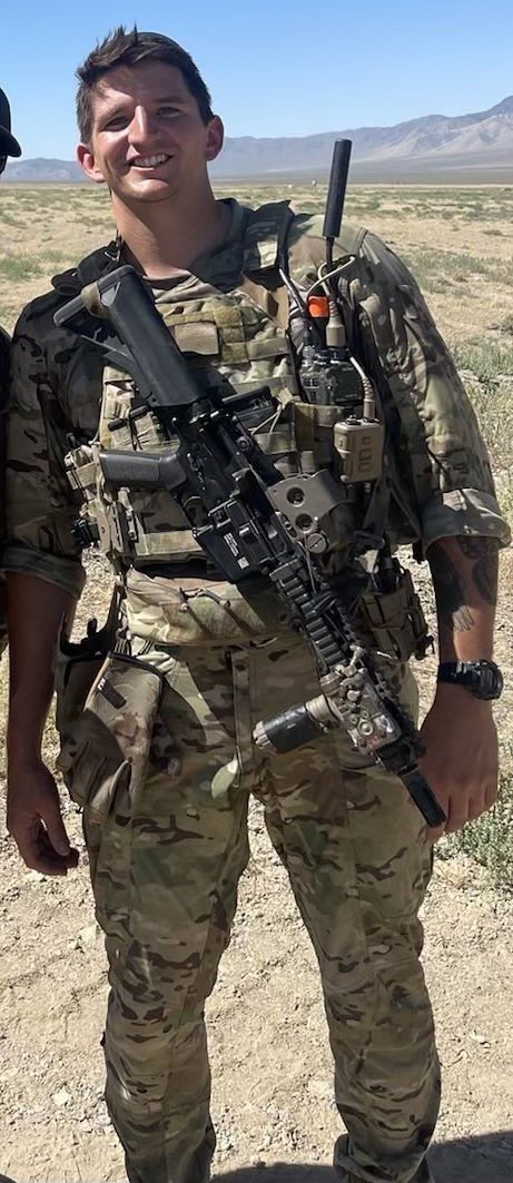SPA001's tweet photo. U.S. Navy SEAL Gage Ingram (R.I.P） https://t.co/k1kEXZRm0Z