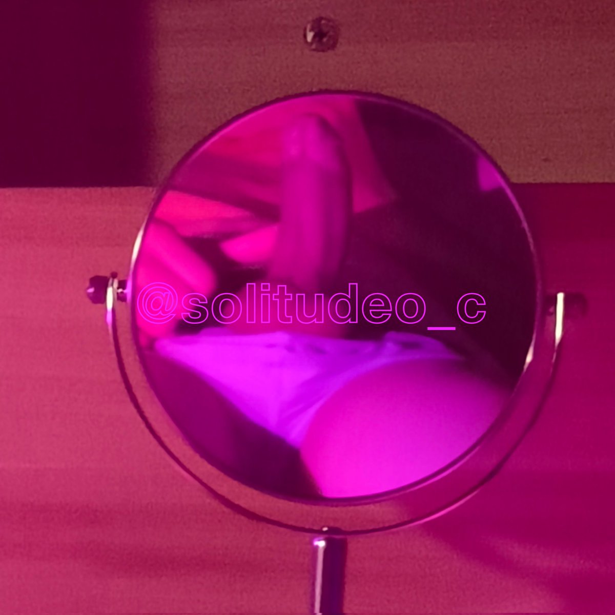 solitudeo_c's tweet photo. 像追追玩具 https://t.co/tQyl9vJEAT