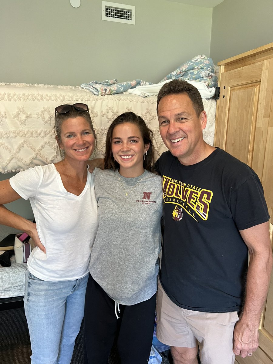 NSU Wolves WBB (@nsuwolves_wbb) on Twitter photo Sioux Falls β‘οΈ The Deen Show!
Welcome to #WolvesCountry <a href="/lucylmooree/">lucy moore</a> 
#GoWolves Sioux Falls β‘οΈ The Deen Show!
Welcome to #WolvesCountry <a href="/lucylmooree/">lucy moore</a> 
#GoWolves